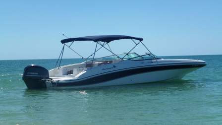 Hurricane Sundeck 2690 - Deck Boat