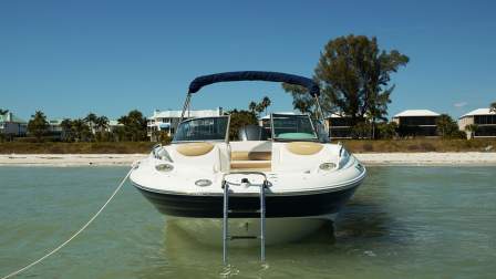 Southwind 2400 - Deck Boat